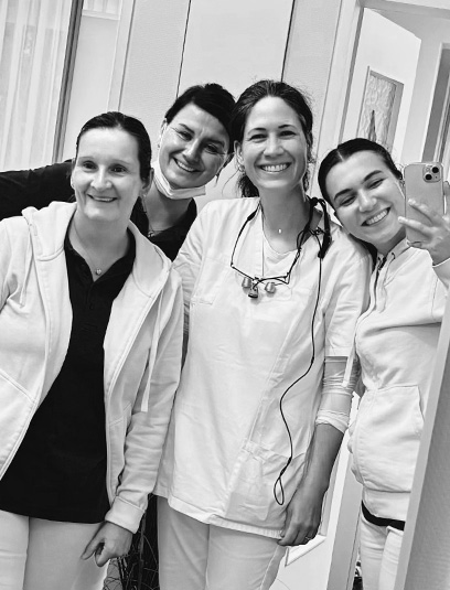 Team der Zahnarztpraxis Dr. Christina Hofmeister in Göppingen – erfahrene Zahnärztin mit engagiertem Praxisteam